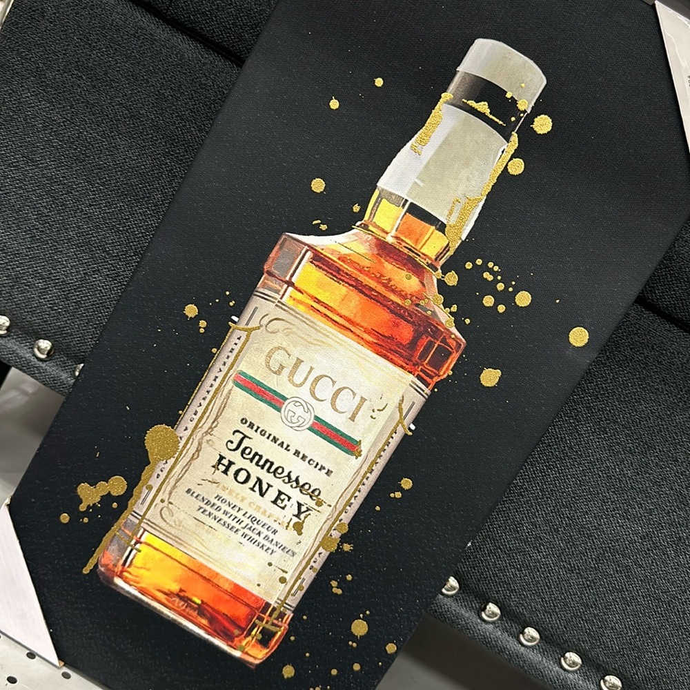 🔴SOLD🔴DESIGNER AUTHENTIC WALL ART 🖼️